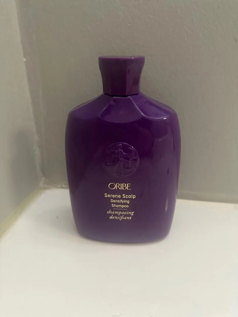 Oribe Serene Scalp Densifying Shampoo shampoo standaard volume