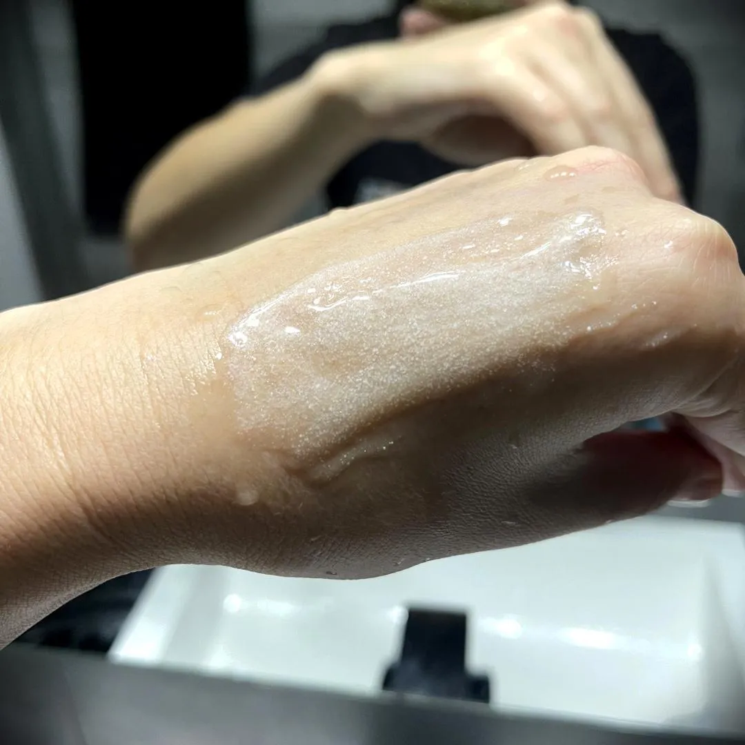 Oribe Serene Scalp Exfoliating Scrub hoofdhuidscrub vette hoofdhuid