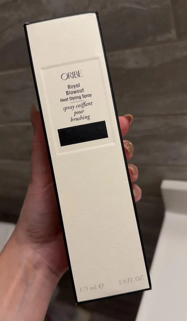 Oribe Royal Blowout hitte spray gladde blowout
