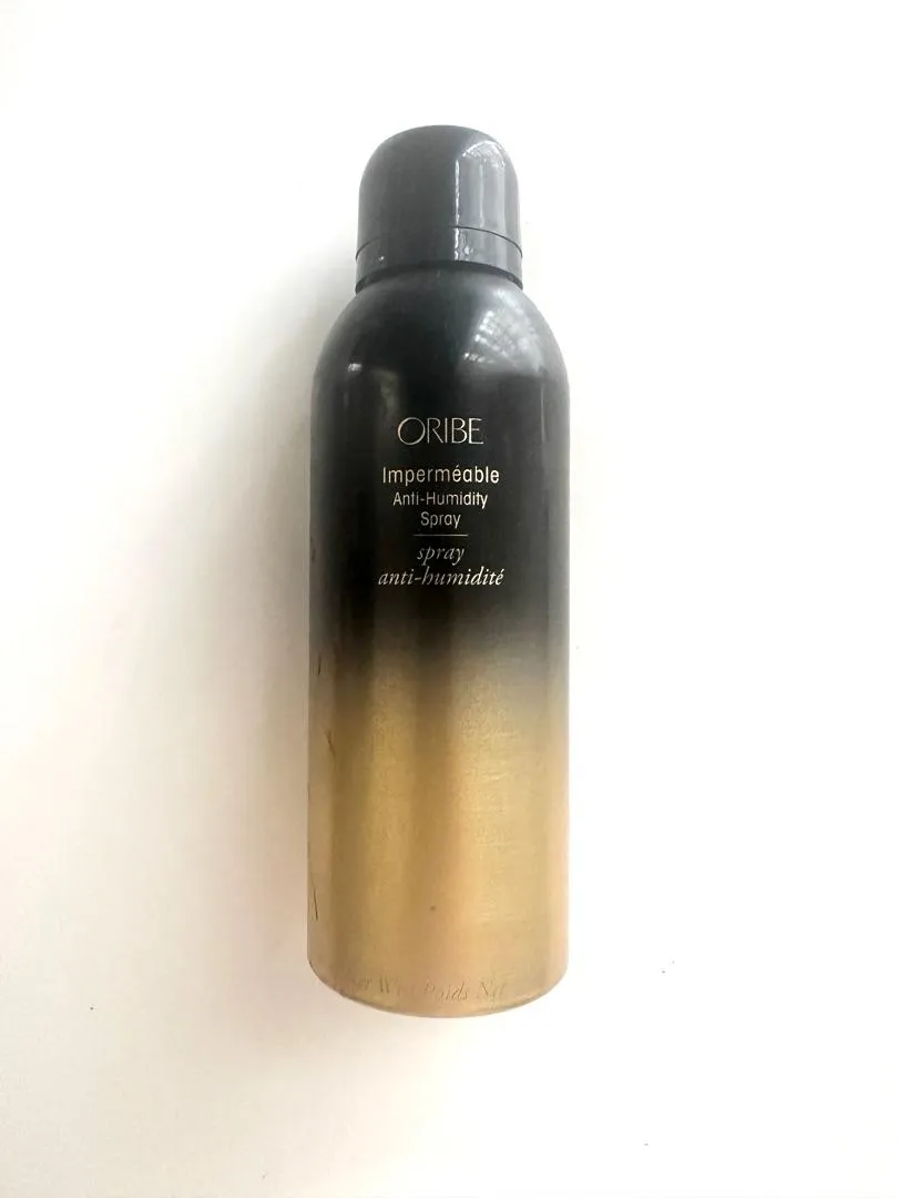 Oribe Imperméable Anti-Humidity haarspray standaard pluishaar