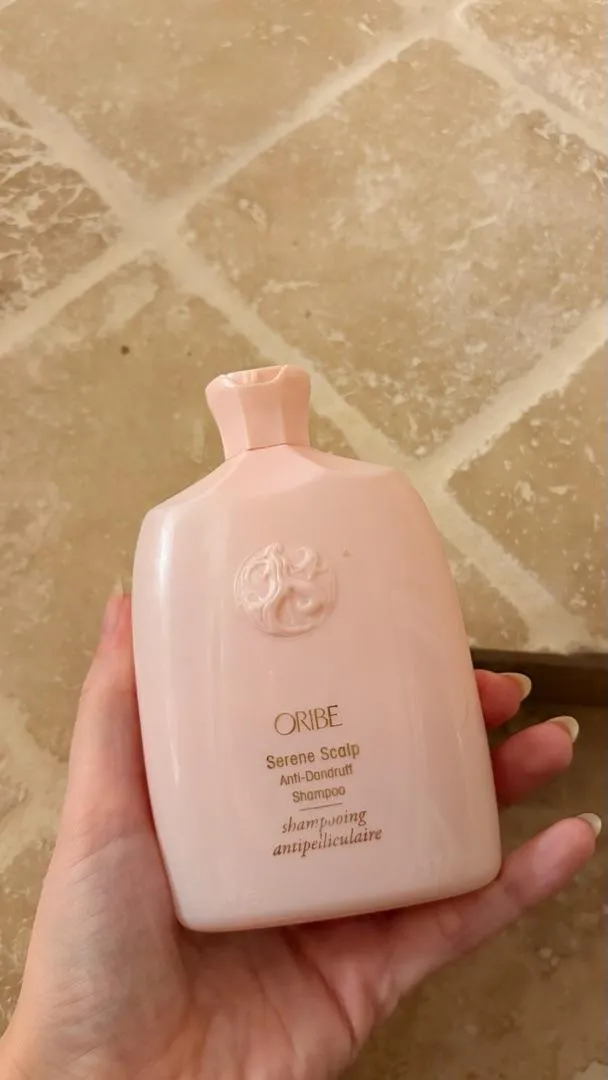 Oribe Serene Scalp Anti-Dandruff Shampoo shampoo standaard roos
