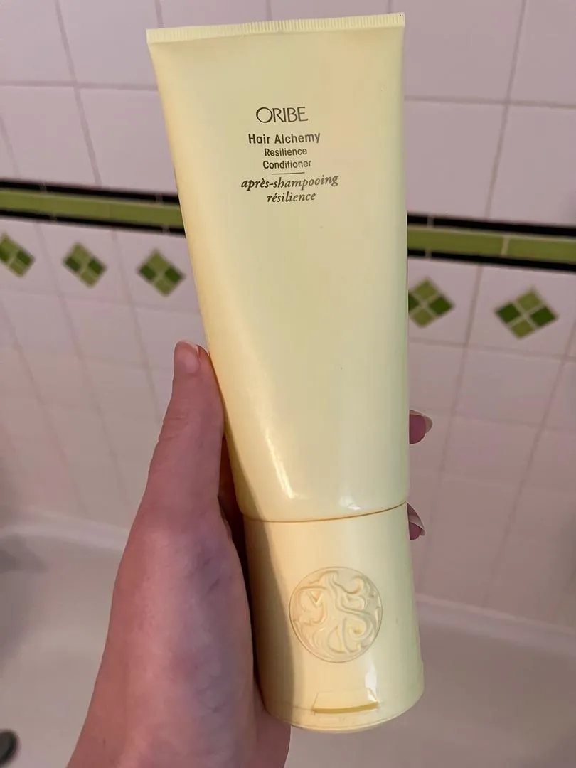 Oribe Hair Alchemy Resilience conditioner versterkend