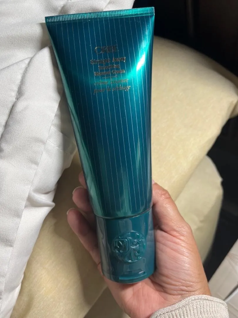 Oribe Straight Away Smoothing Blowout Cream stijlcrème travel hitte