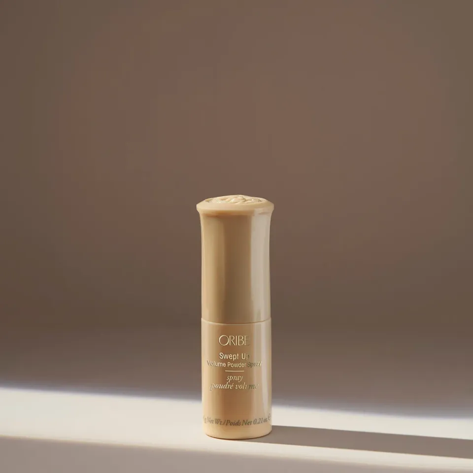 Oribe Swept Up Volume Powder Spray voor volume