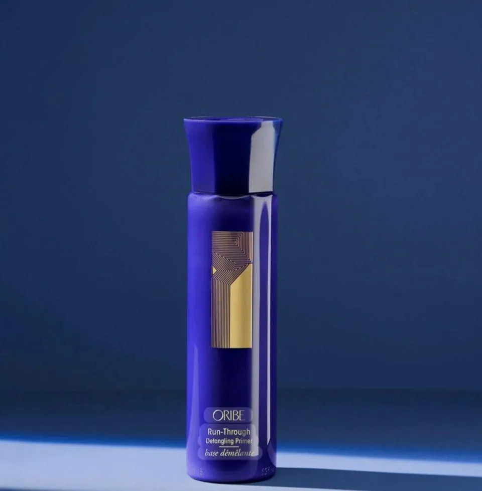 Oribe Run-Through primer standaard ontwarrend