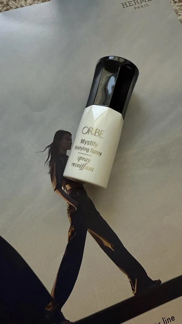 Oribe Mystify Restyling Spray hydraterende haarspray