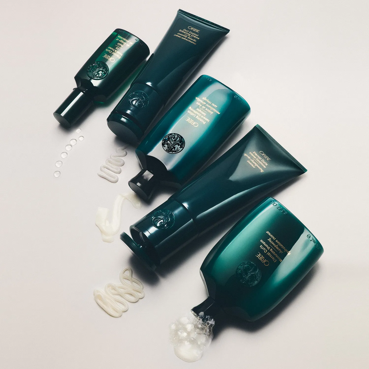 Oribe Curl Control Silkening Crème krullencrème golvend haar
