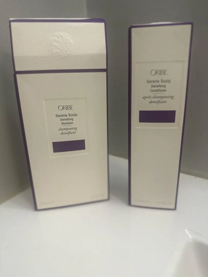 Oribe Serene Scalp Densifying Treatment Spray spray standaard voller