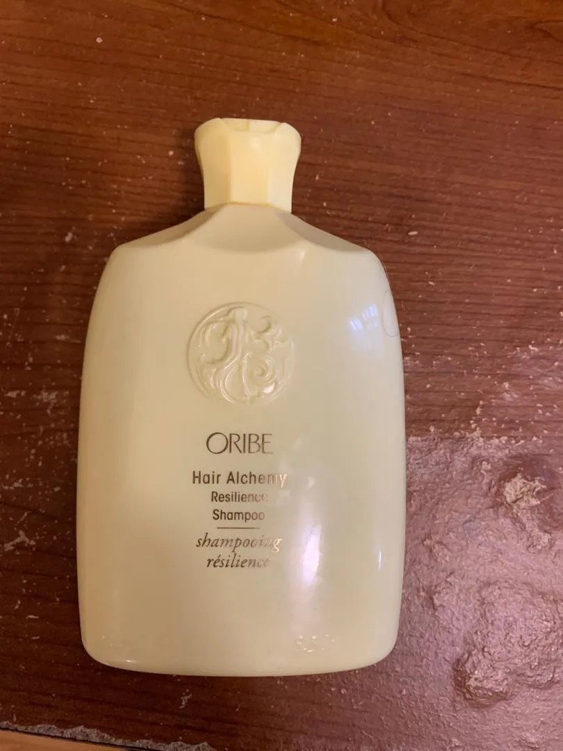 Oribe Hair Alchemy Resilience shampoo Standard versterkend