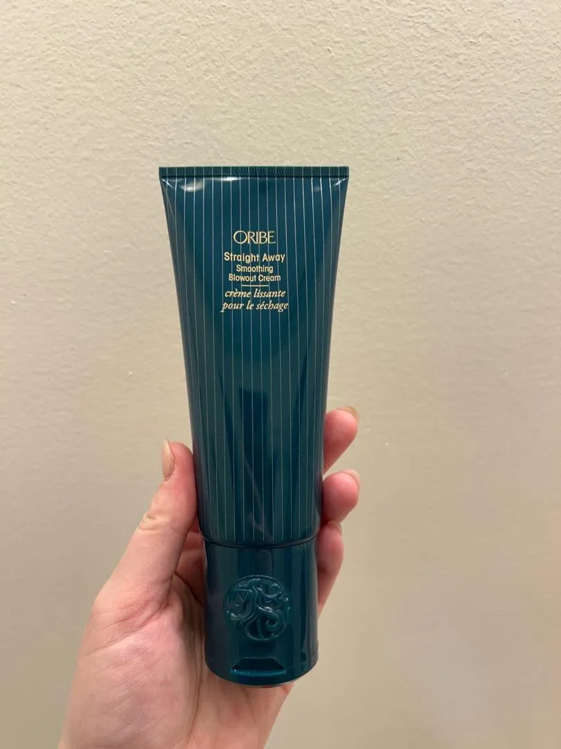 Oribe Straight Away Smoothing Blowout Cream stijlcrème travel hitte