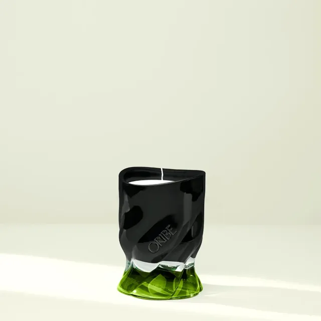Oribe Desertland Scented Candle geurkaars standaard cederhout