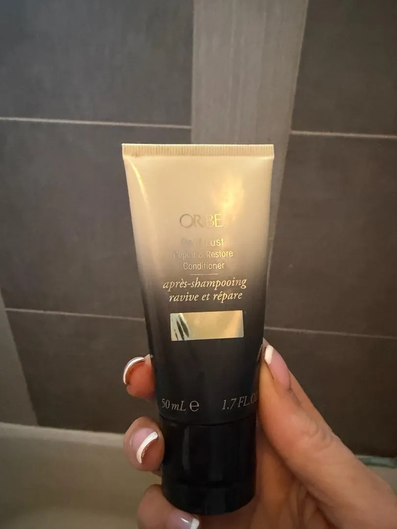 Oribe Gold Lust Repair Restore conditioner Standard hydraterend
