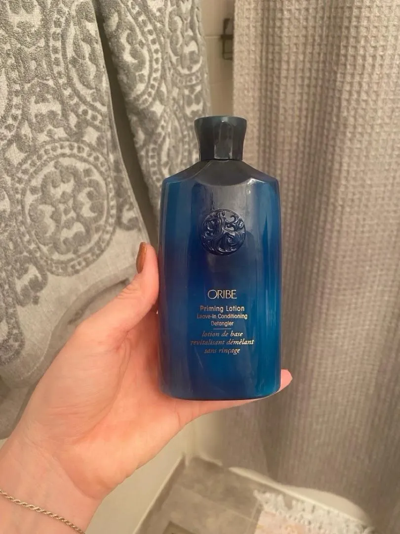 Oribe Priming Lotion leave-in conditioner standaard krul