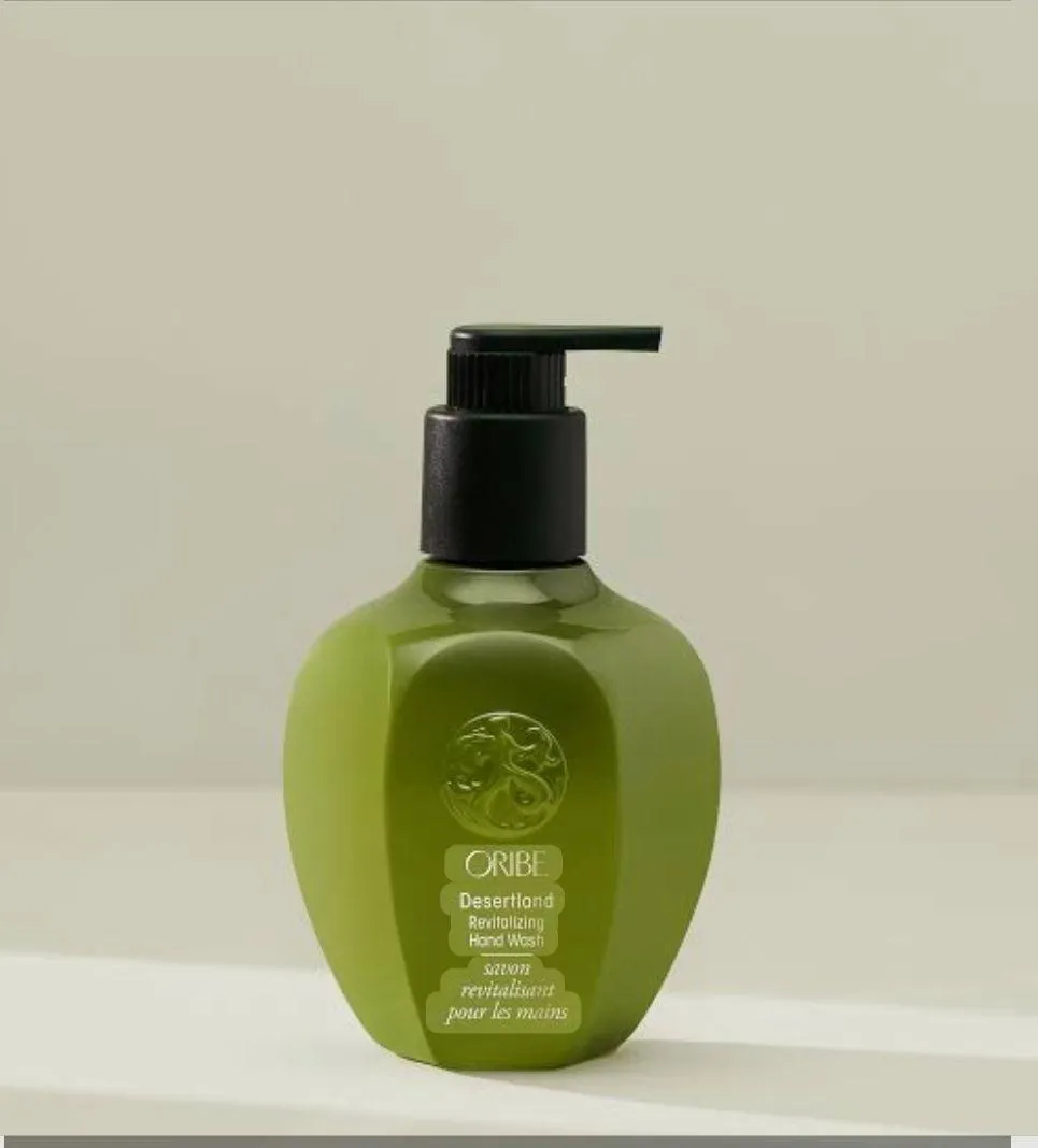 Oribe Desertland Revitalizing Hand Wash handzeep jeneverbes
