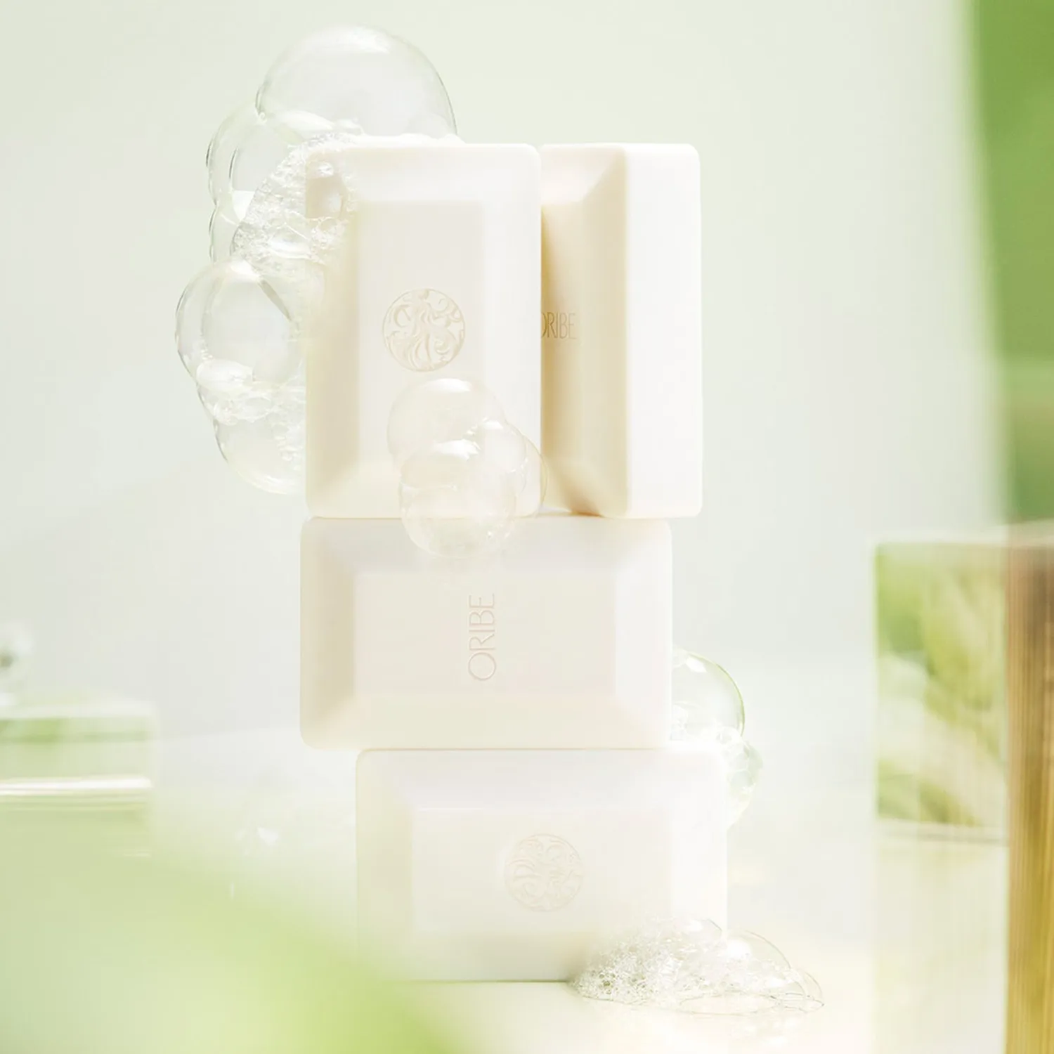 Oribe Desertland Soap zeep standaard houtgeur