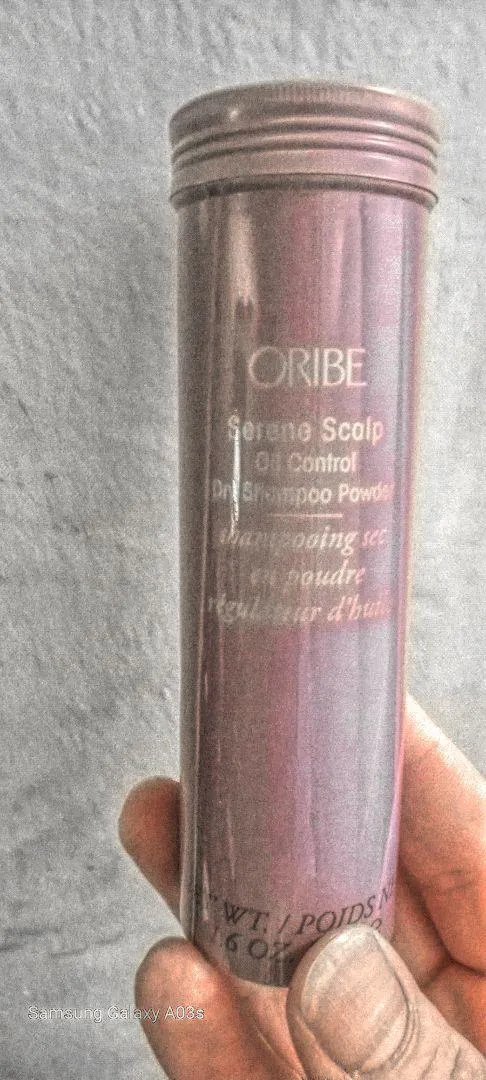 Oribe Serene Scalp Oil Control droogshampoo poeder