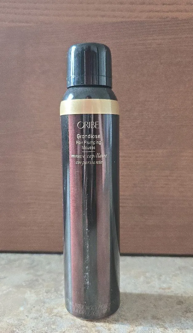 Oribe Grandiose Hair Plumping haarmousse standaard volume