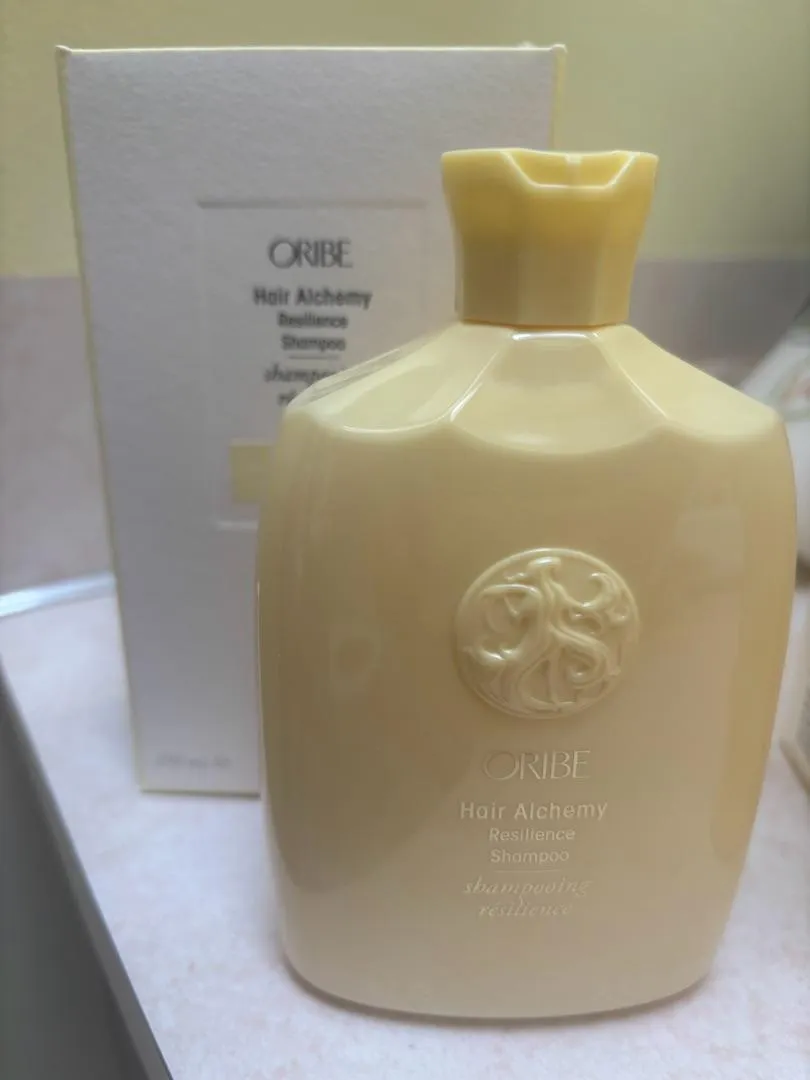 Oribe Hair Alchemy Fortifying haarserum breuk