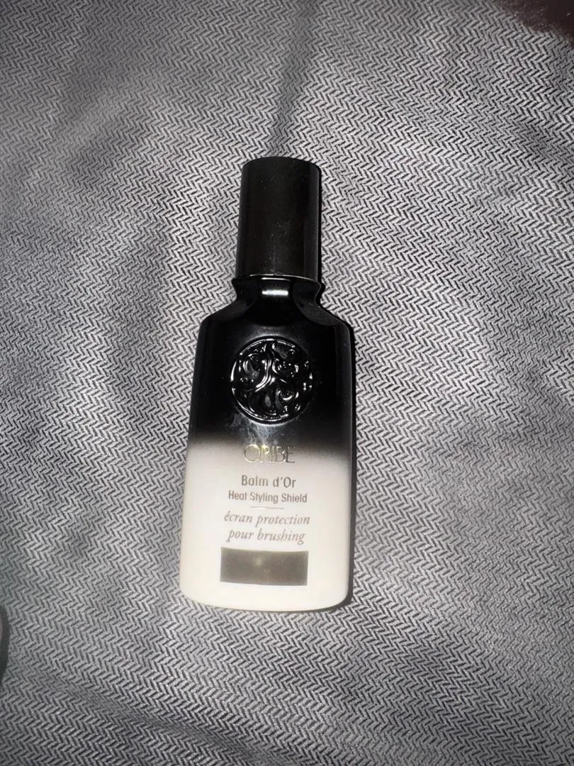 Oribe Balm d’Or Heat Styling Shield hittebeschermer standaard glad