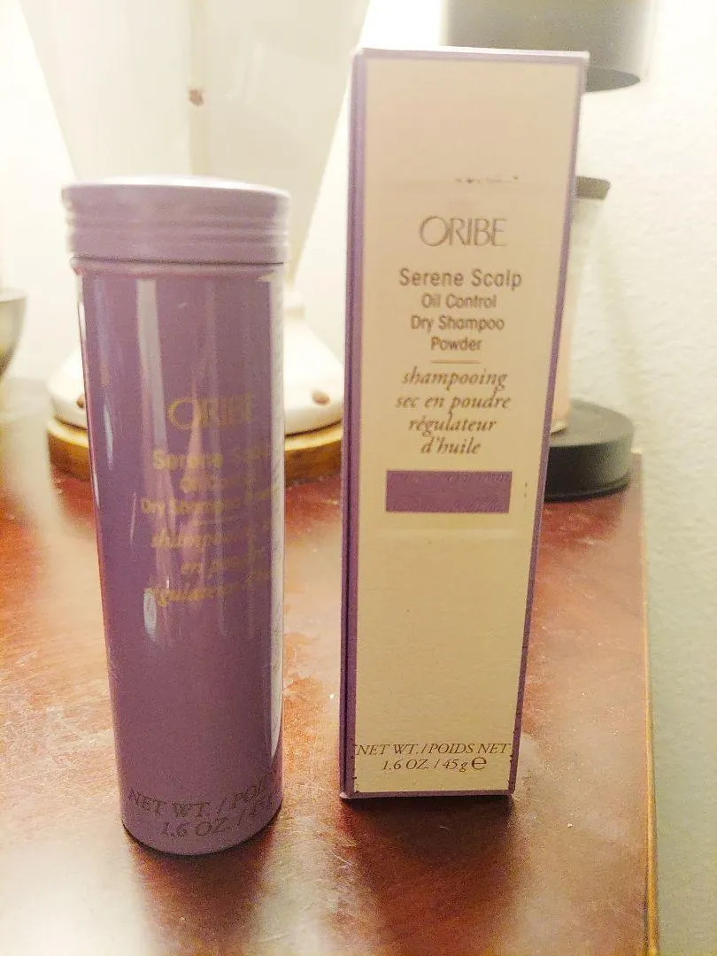 Oribe Serene Scalp Oil Control droogshampoo poeder