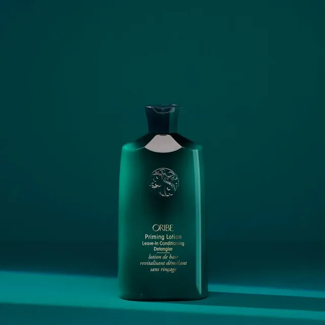 Oribe Priming Lotion leave-in conditioner standaard krul
