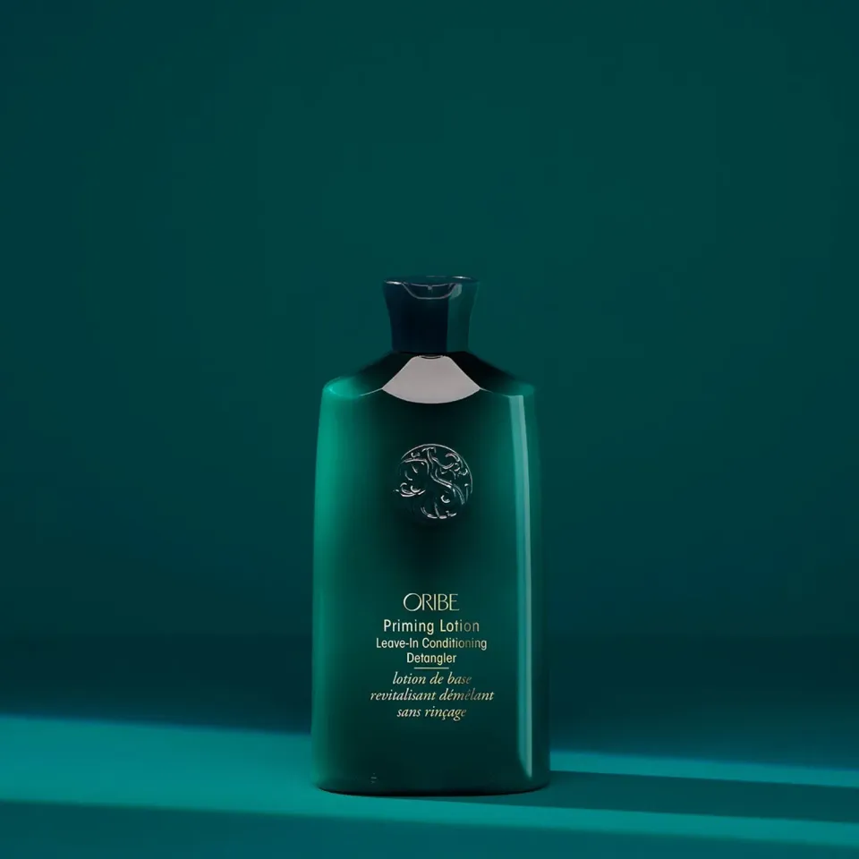 Oribe Priming Lotion leave-in conditioner standaard krul