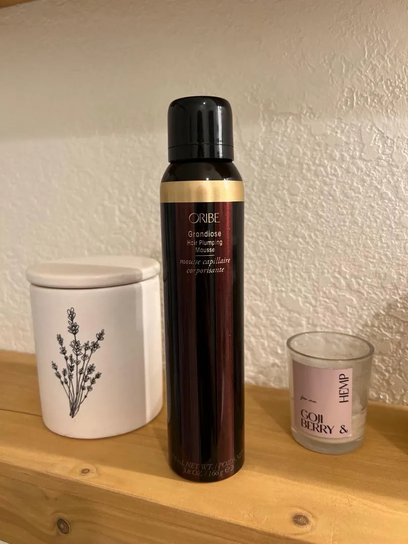 Oribe Grandiose Hair Plumping haarmousse standaard volume